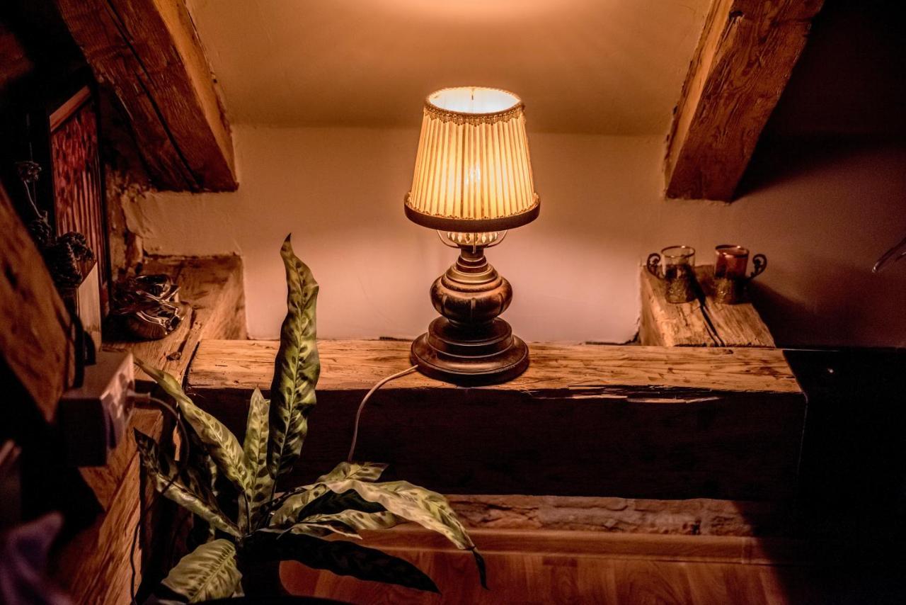 Wood House Republicii Hotel บราชอฟ ภายนอก รูปภาพ