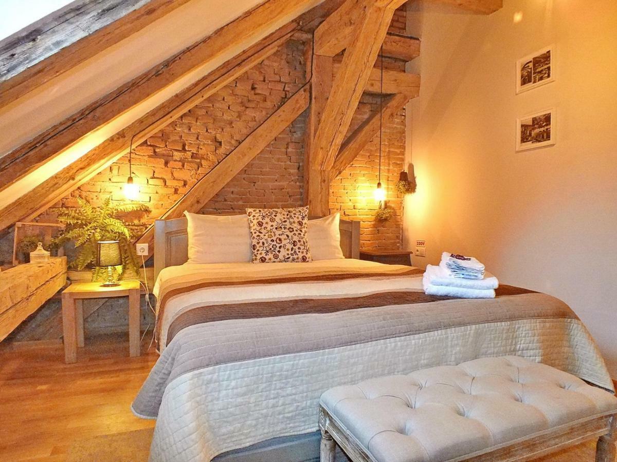 Wood House Republicii Hotel บราชอฟ ภายนอก รูปภาพ
